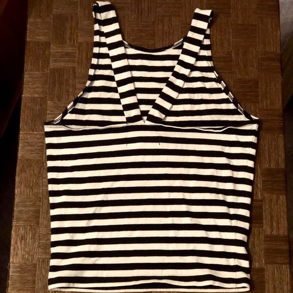 Abercrombie & Fitch Crop Top - Picture 2 of 2